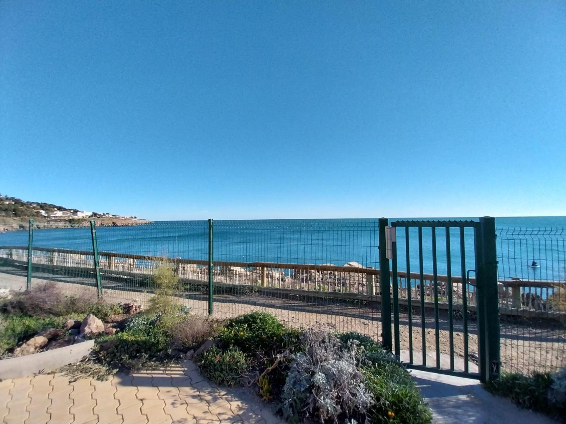 40 M², 1Ere Ligne Mer, Dernier Etage Avec Ascenseur Сет Экстерьер фото